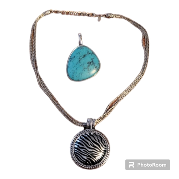 Premier Designs Jewelry - Premier Designs jewelry necklace and extra pendant